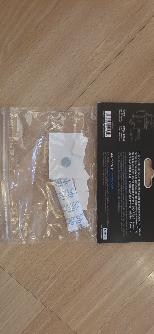 Gopro Action Cam: Caméra GoPro Hero 4 ,10accessoires, 3batteries, kit plongée – Gebraucht aus Saillon von inf_8vsk 1