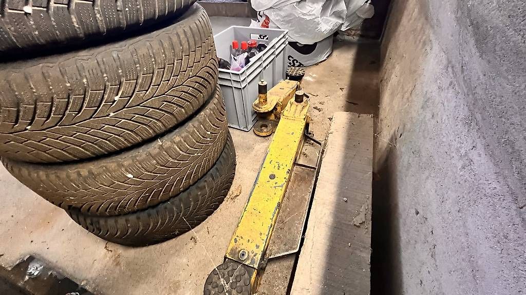 Ponts élévateurs & Crics: Autolift Ravaglioli KP312/A – D'occasion à Rüti b. Lyssach par Mosracing 3