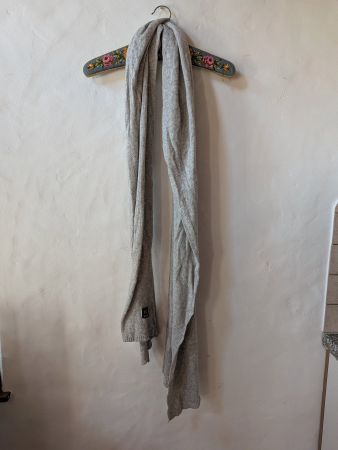 Grauer Kaschmirschal