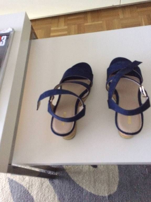 Scarpe da donna: Scarpa estiva donna mai indossata!!!!! – Usato da Lugano venduto da los_wnc8 1