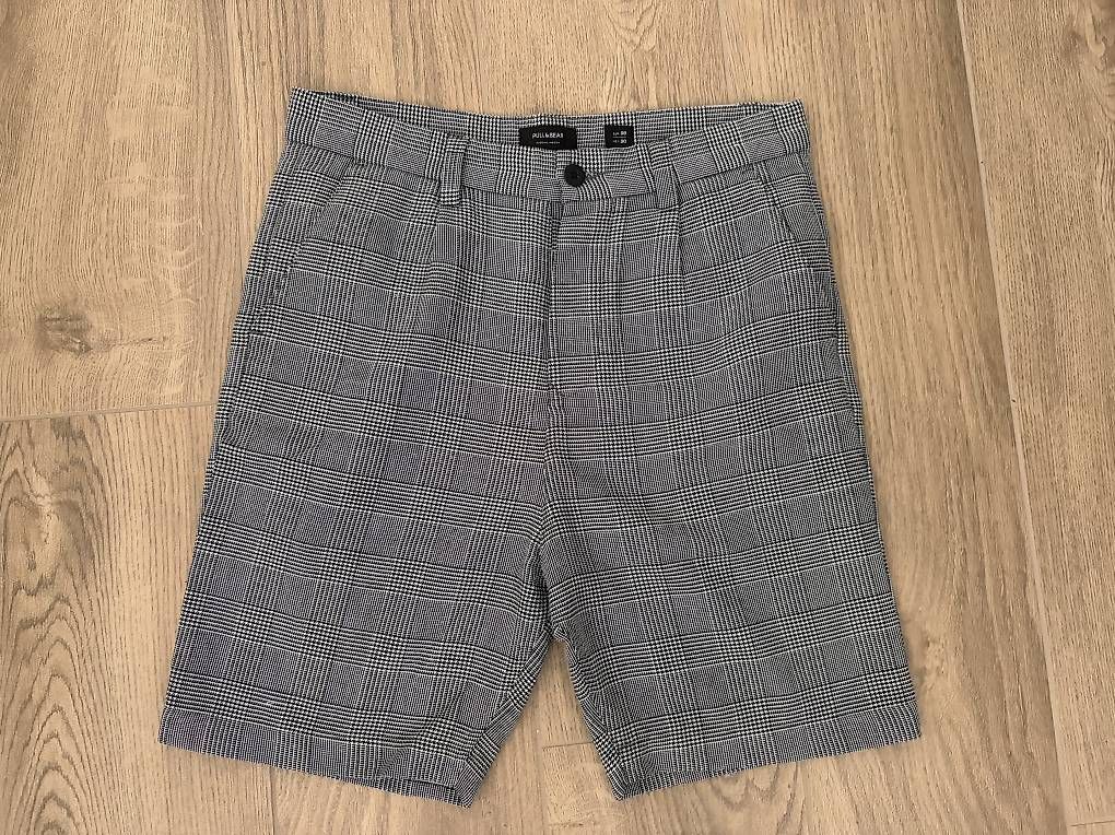 Pantalons: Pantaloncini Pull&Bear – D'occasion à Locarno par Pasky98