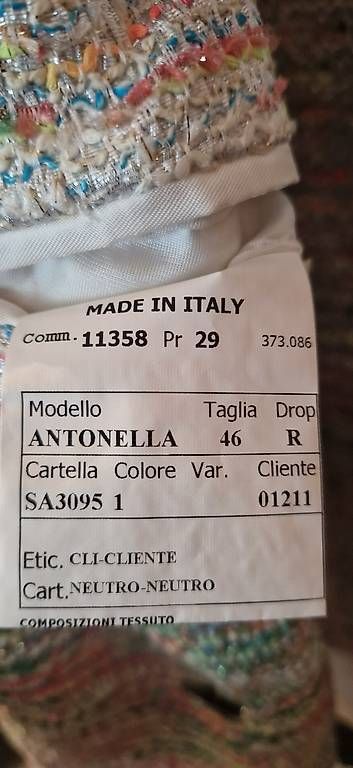 Giacche: Blazer Saulina, modello "Antonella " – Usato da Gentilino venduto da pet_p7fg 2
