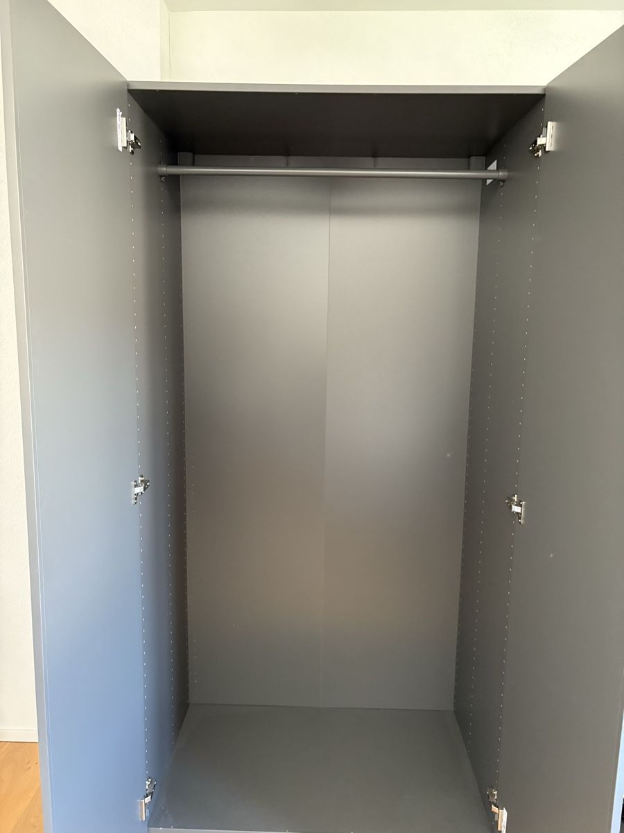 Ikea Armadi: Kleiderschrank IKEA Neuwertig  – Nuovo (secondo la descrizione) da St. Gallen venduto da nig_9w2t 3