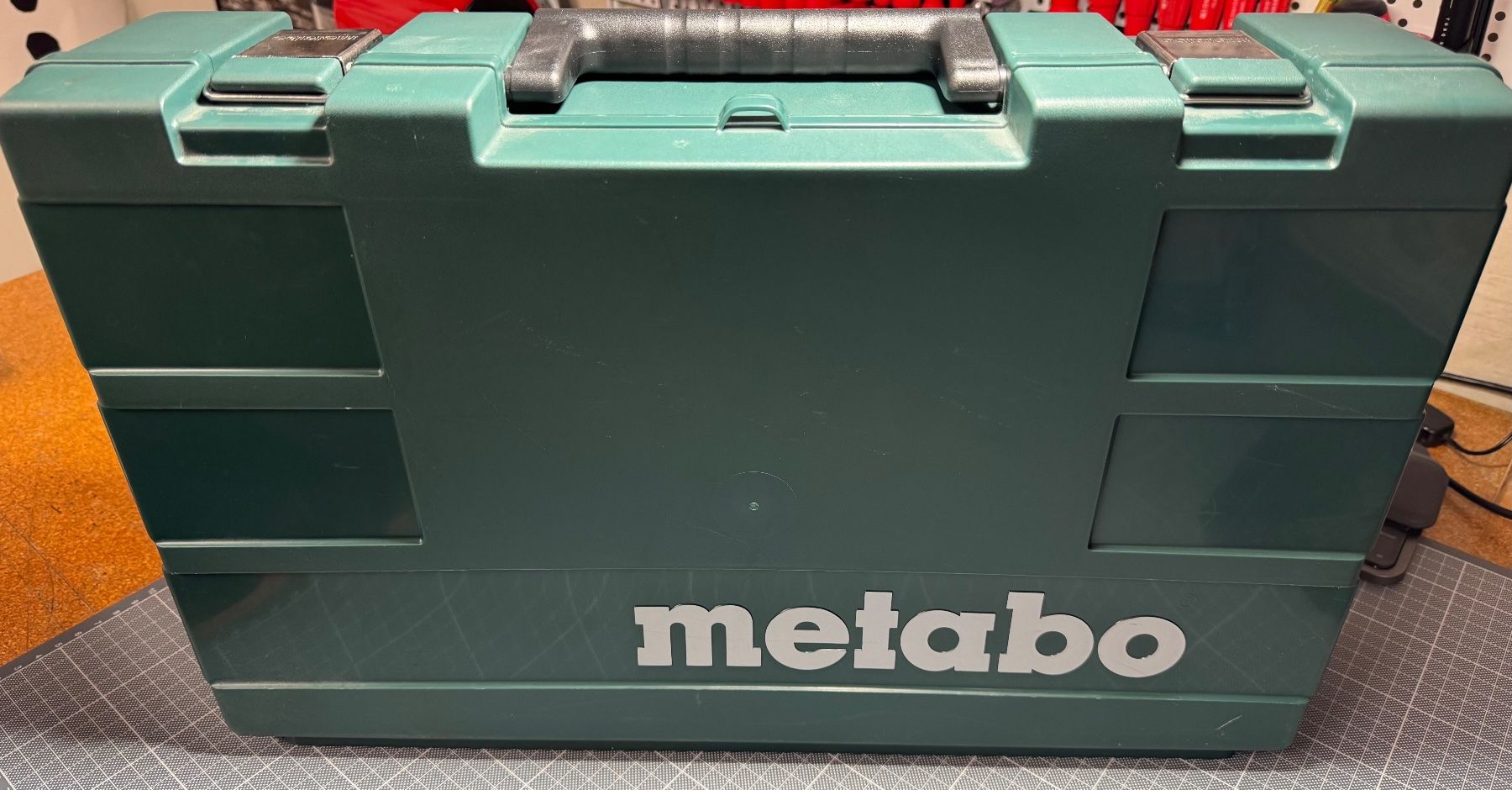 Metabo Trapani: Metabo SBE 701 SP 710 Watt mit Koffer – Usato da Ersigen venduto da Allesmussraus78 5