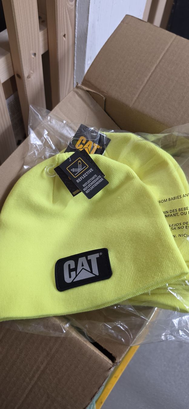 Hüte, Mützen & Caps: CAT Mütze gelb – Neu (gemäss Beschreibung) aus Bad Zurzach von DimiAleks1996