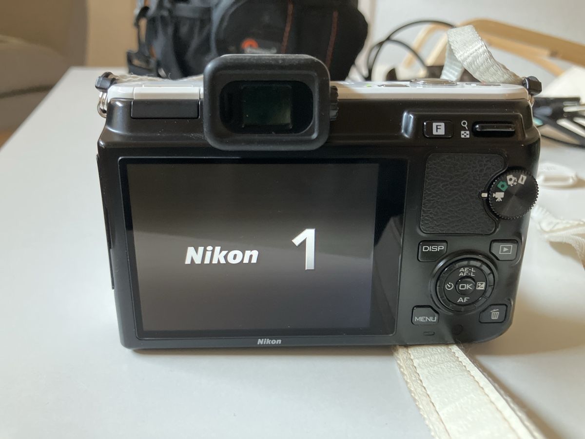 Nikon Kamera: Nikon 1 V1 Kamera – Gebraucht aus Biembach von Aurora._ 5