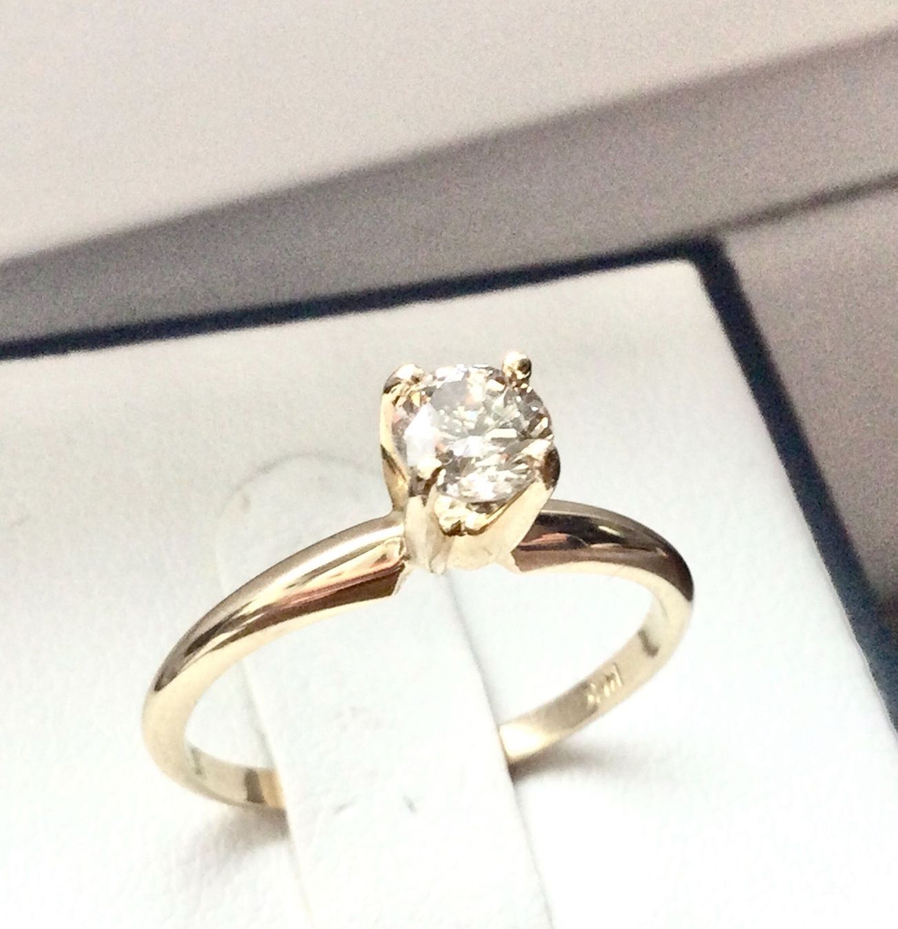 Anelli: Neuer Solitär - Diamantring 0.40 Karat – Nuovo e nell'imballaggio originale da Roggwil /BE venduto da elegance45