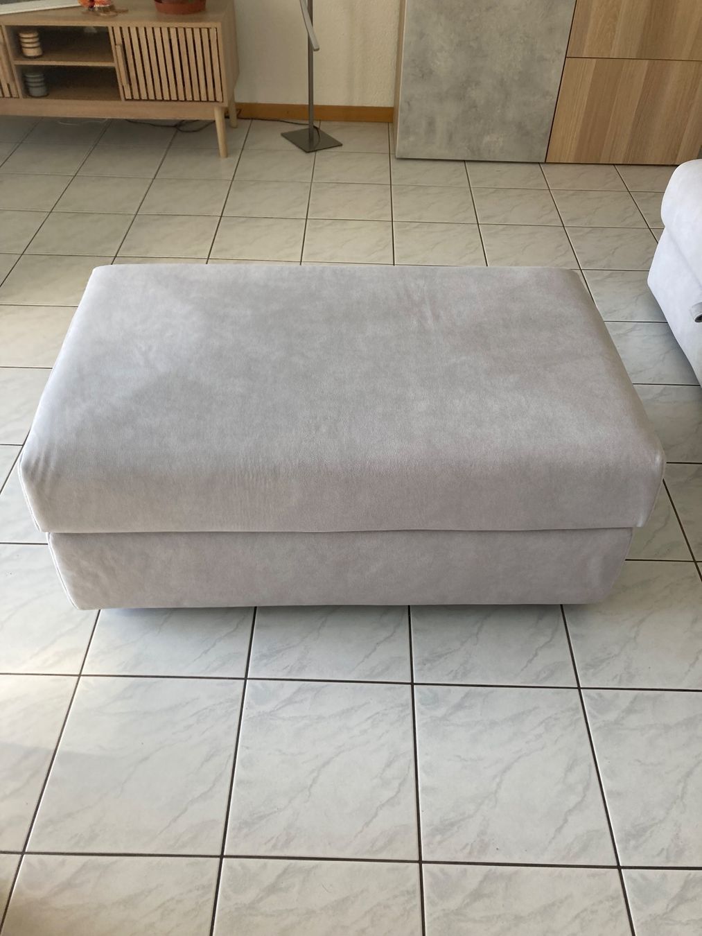 Divani: Canapé d'angle et pouf Poltron é Sofa gris – Usato da Peseux venduto da Moufflet 4
