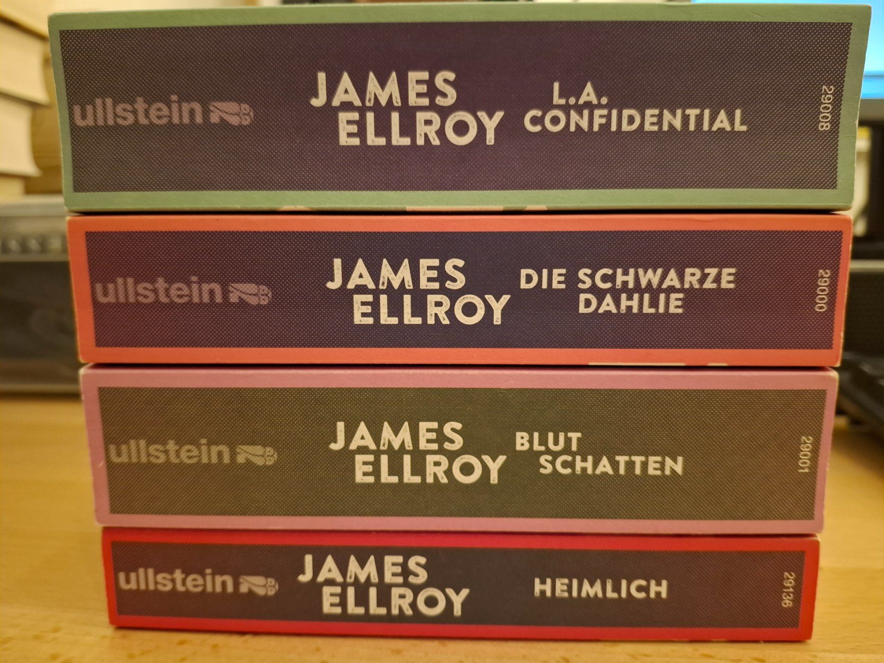Libri: James Ellroy 4 Romane – Usato da Winterthur venduto da rahelmedeaL