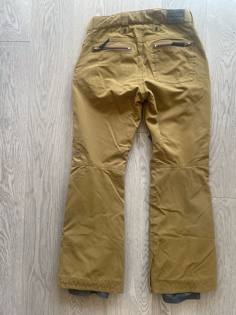 Pantaloni: Skihose, snowboardhose Bonfire M – Usato da Hergiswil NW venduto da natejuke 2
