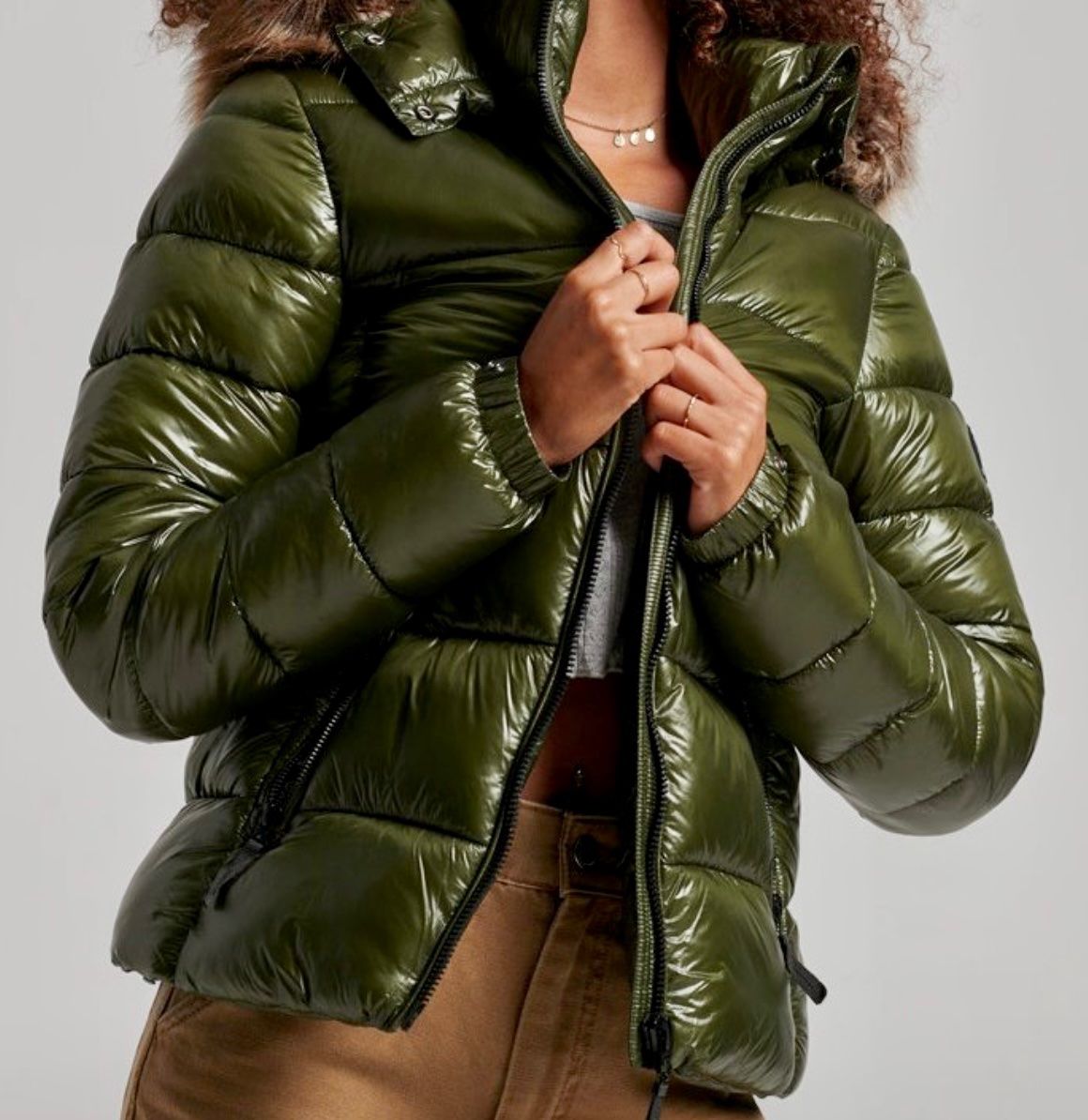 Superdry Vestes: SUPERDRY MOUNTAIN  TAILLE 38 NEUVE – Neuf avec emballage d'origine à Vuisternens-Romont par gol_xp6p 4