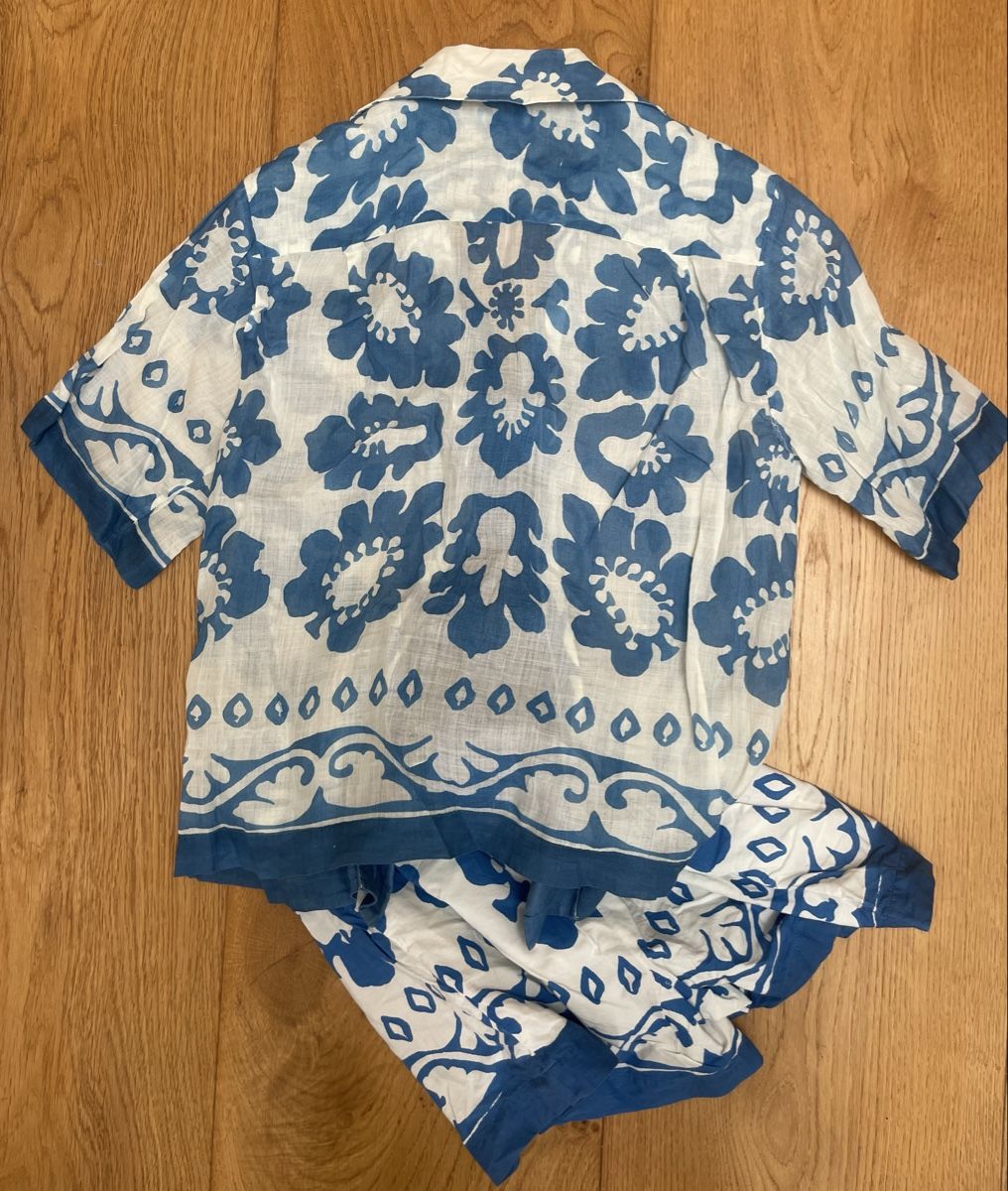 Sandro Lots de vêtements: Sandro co ord set in a size 2 and 40 – D'occasion à Yverdon-les-Bains par pen_bbz8 5
