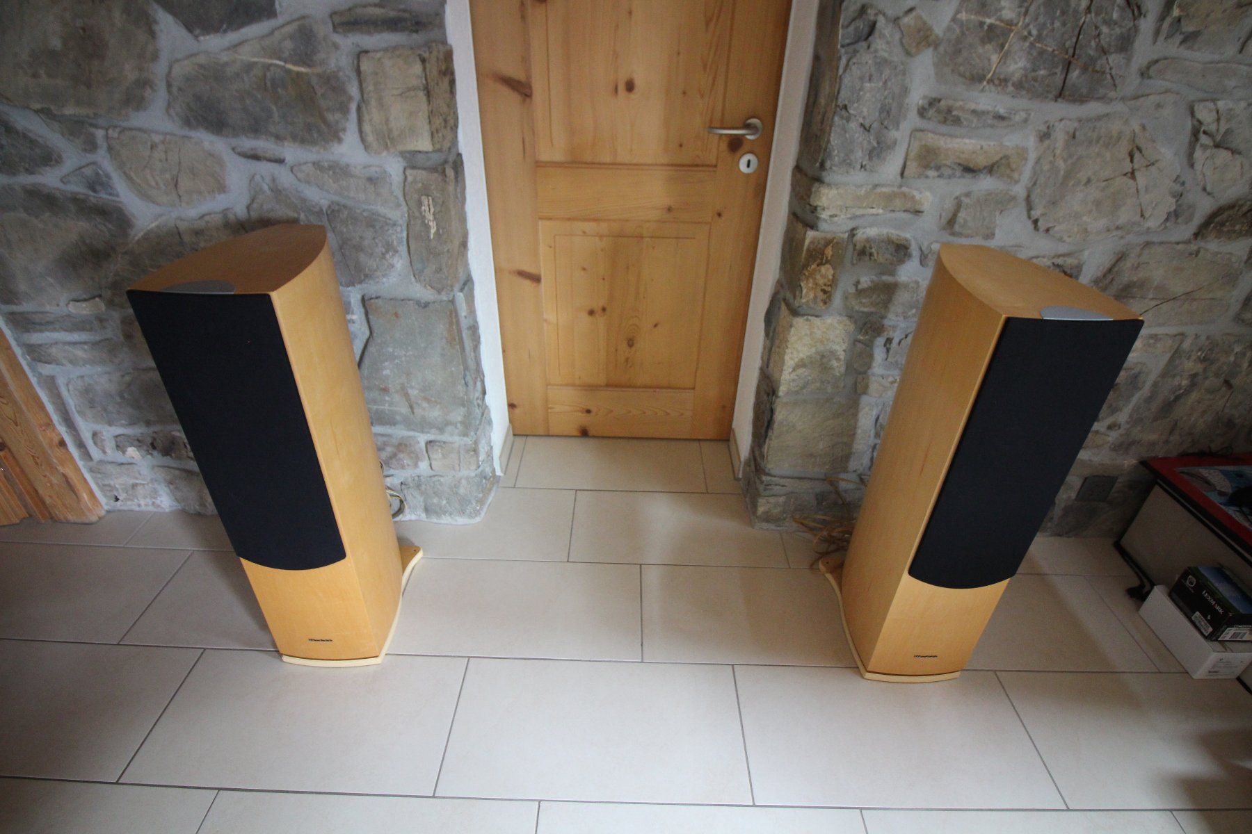 Wharfedale Casse acustiche: Wharfedale Pacific Evo 30 (x2) – Usato da Val d'Illiez venduto da DounCH 4