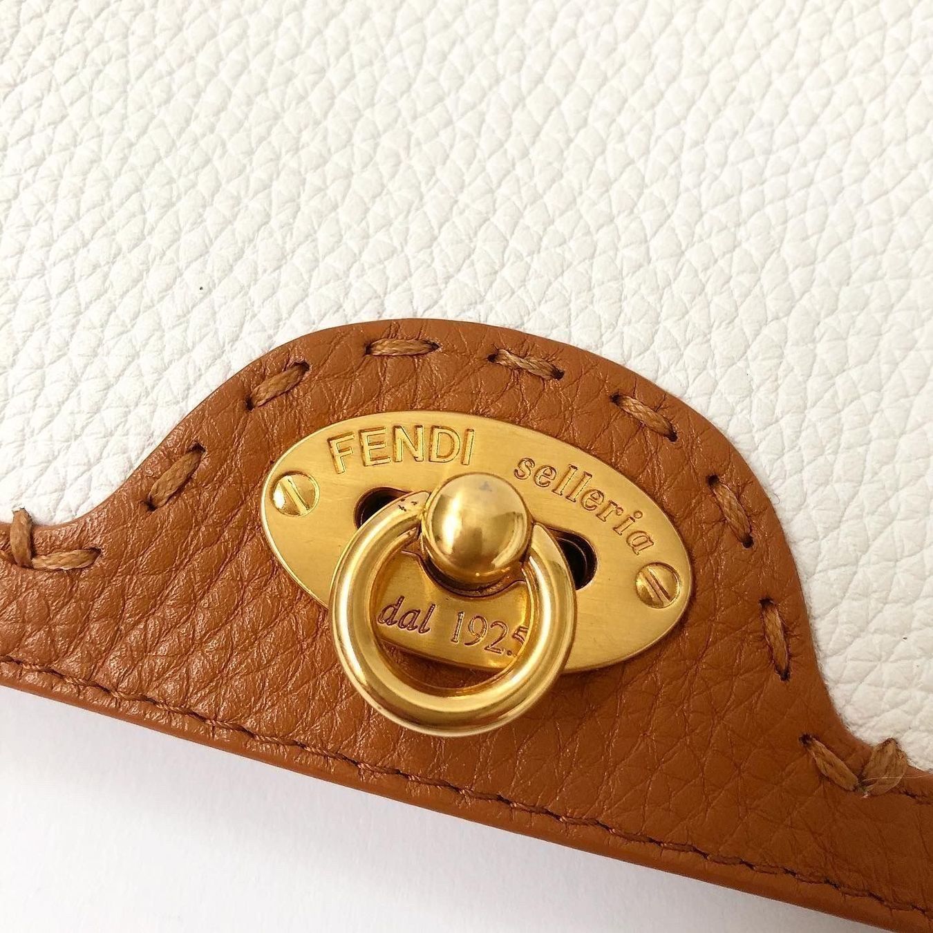 Taschen für Damen: Pochette Fendi – Gebraucht aus Pregassona von Reluxuryspace 5