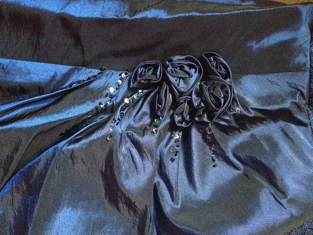 Robes: Festliches Kleid  – D'occasion à Hindelbank par Hindelbank2 2