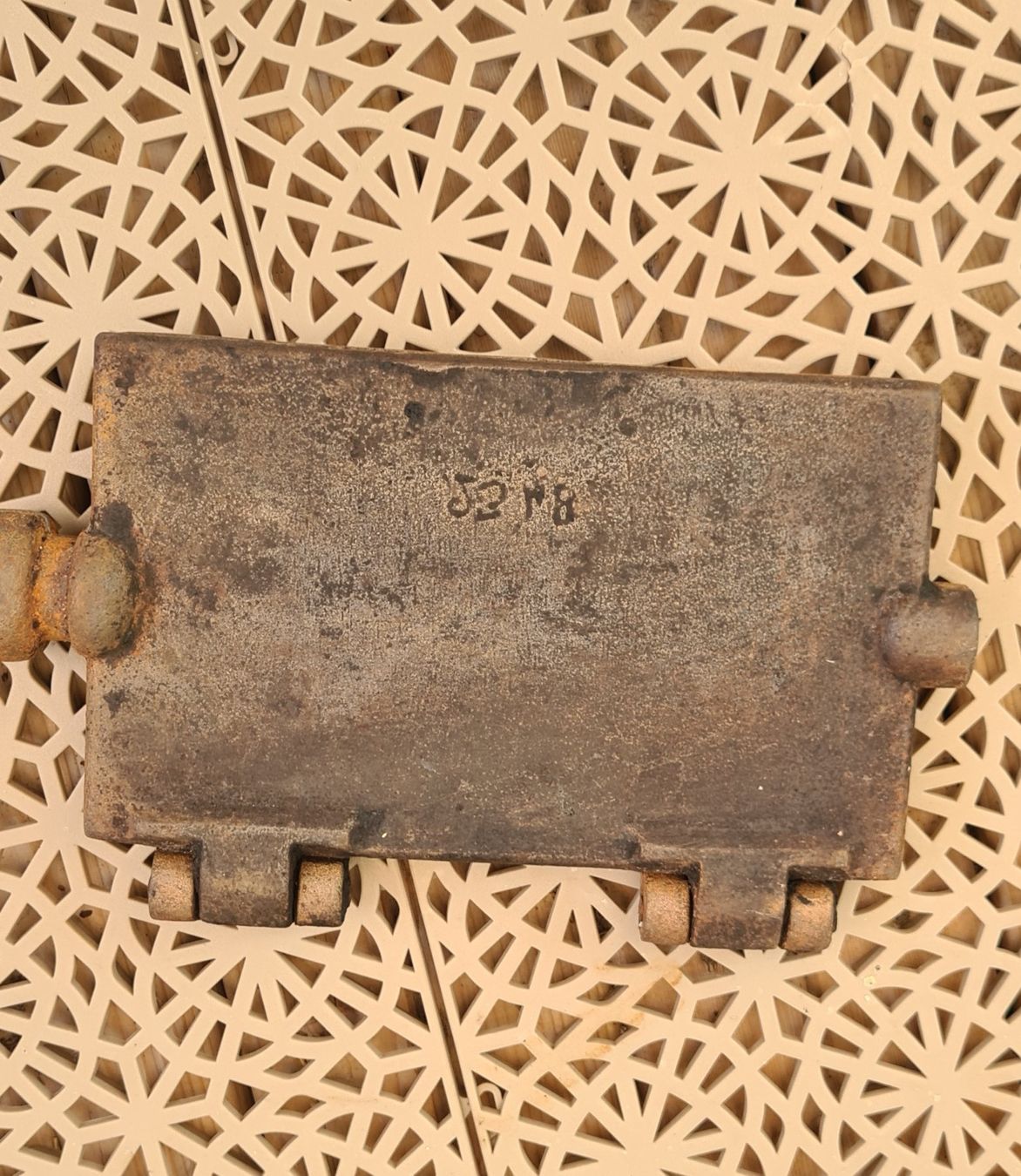 Teglie da forno: Fer à bricelet ancien. – Usato da Estavayer-Le-Lac venduto da limo-nade 3