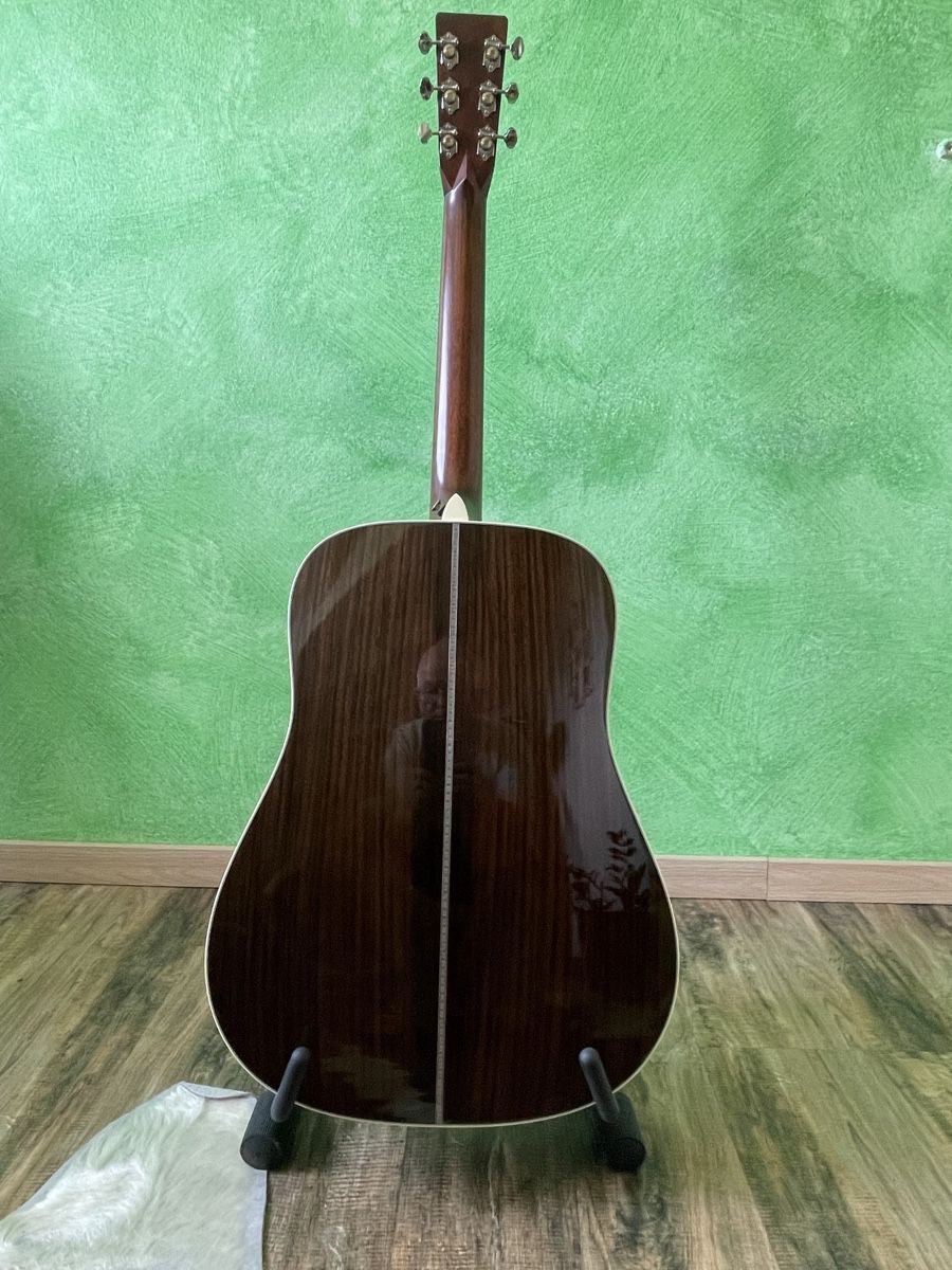 Martin & Co. Strumenti musicali: Martin HD 28 – Usato da Buch SH venduto da Intruder1960 1