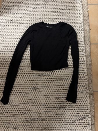 ZARA Crop Top langarm