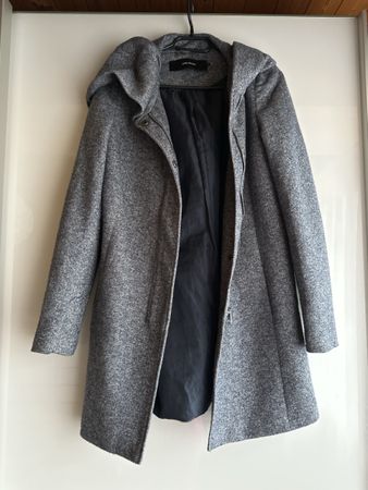 Vero Moda Mantel mit Kaputze Grösse XS grau