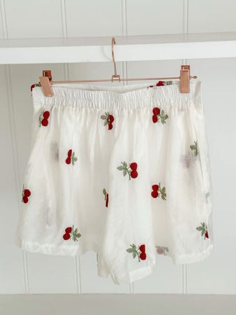 Cherry Shorts TU One Size
