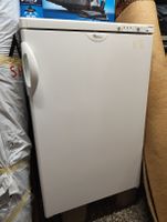 Kompakter Whirlpool Gefrierschrank (102 Liter) 