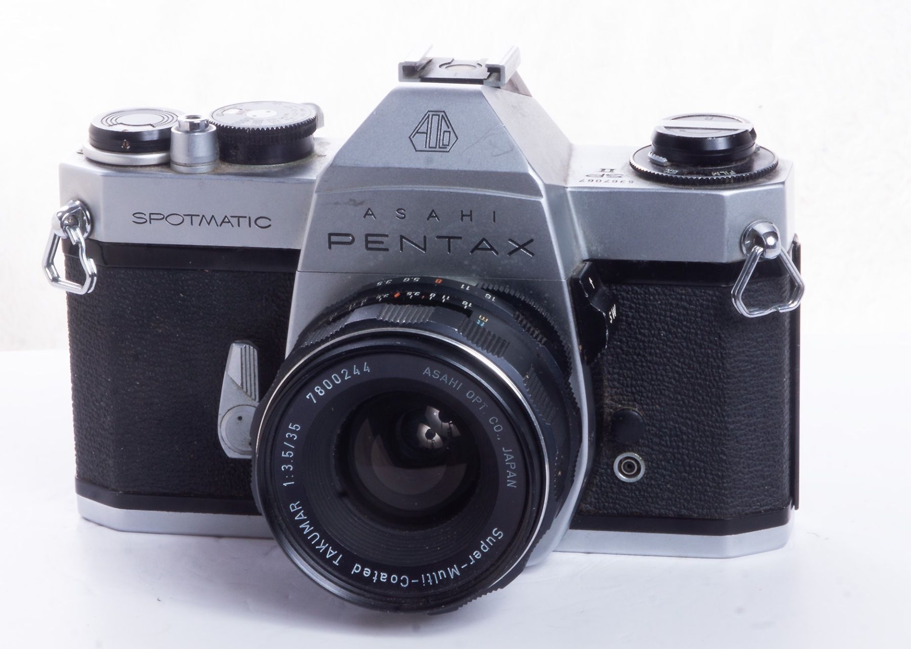 Pentax Kamera: ASAHI PENTAX SPOTMATICSP II Spigelreflex Kamera – Gebraucht aus Zürich von phueni