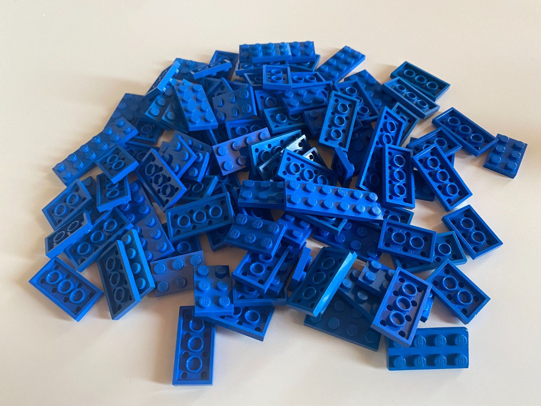 Lego Giocattoli: LEGO - 100 - BLAUE - ZWEIERPLÄTTLI – Usato da Gelterkinden venduto da ajdt4