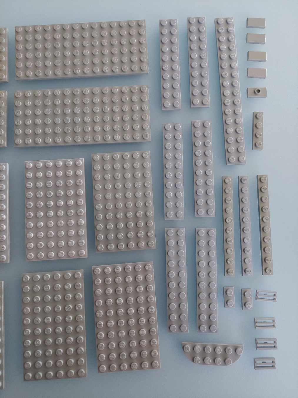 Lego Giocattoli: Lego Platten ( grau) – Usato da Zetzwil venduto da sti_x9xf 2