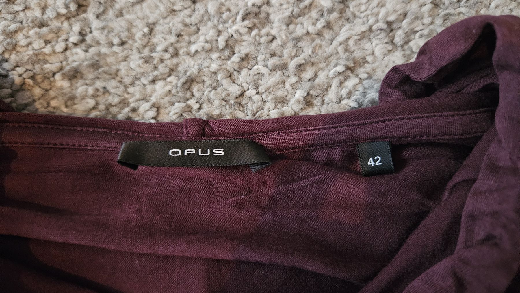 Opus T-shirt: Opus T-Shirt mit Kapuze – Usato da Sax venduto da Kieselstei 1