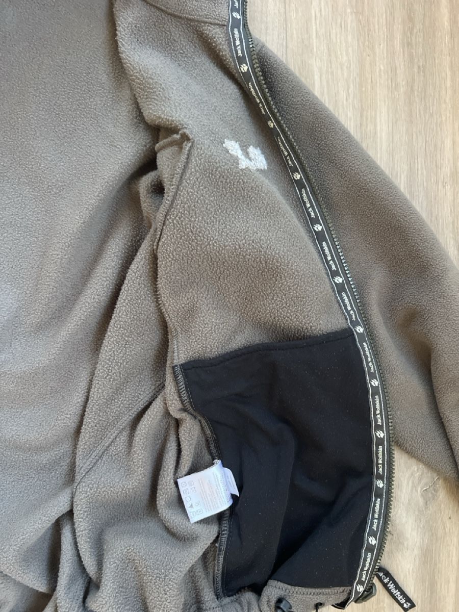 Jack Wolfskin Jacken: Jack Wolfskin Faserpelz – Gebraucht aus Bremgarten AG von Anna1999999 2