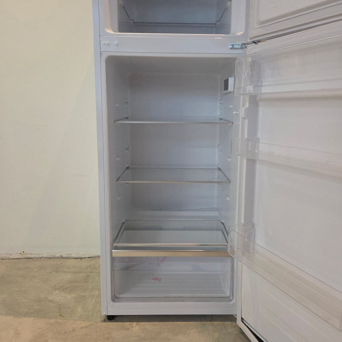Electrolux Kühlschrank: Electrolux Kühl-Gefrierkombination – EJF1803F – Gebraucht aus Affoltern am Albis von Zapro 4