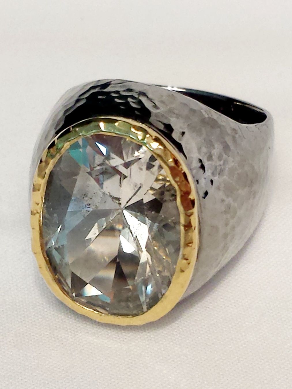 Anelli: Statement Ring, Silberlook mit grossem weissen Quarz ✨ – Nuovo e nell'imballaggio originale da Zürich venduto da adriben 2
