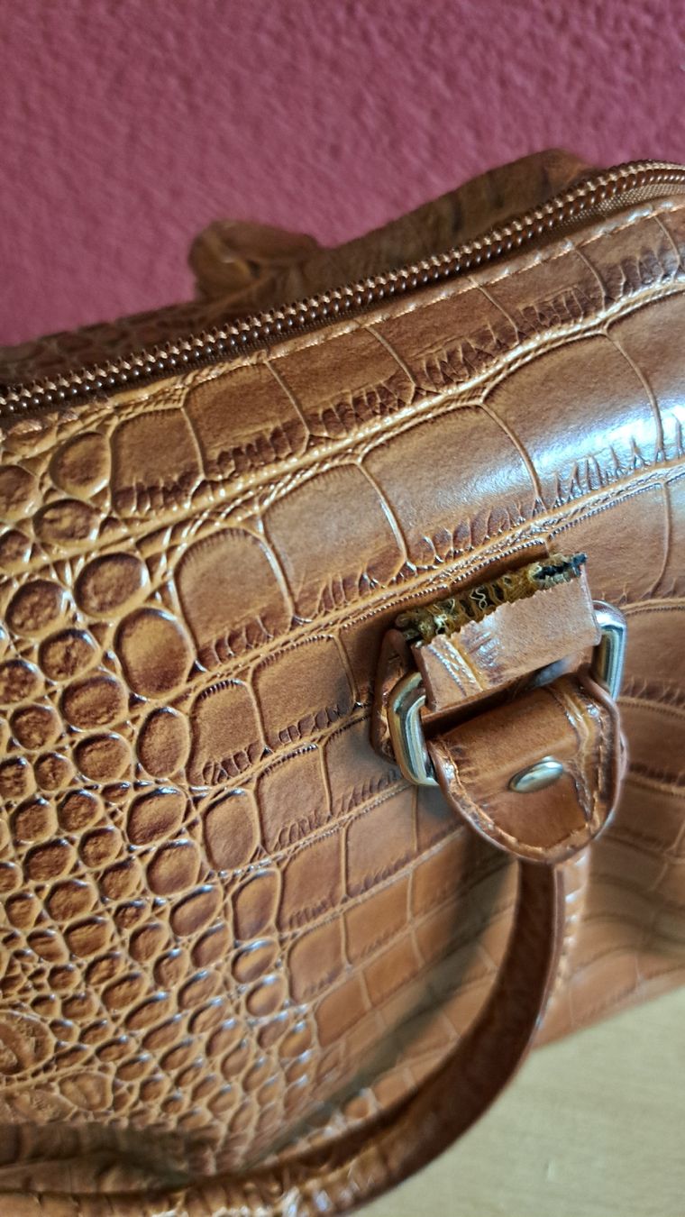 Borse da donna: Schultertasche – Difettoso da Winterthur venduto da Ric_Ardo_ 2