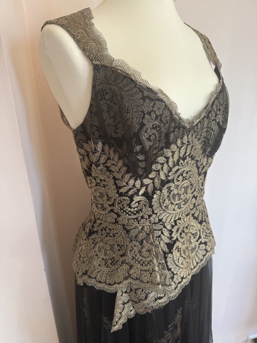 Kleider: Robe de soirée / gala Marchesa Notte élégante noire & dorée – Gebraucht aus Lausanne von Stephaniesdressing 4
