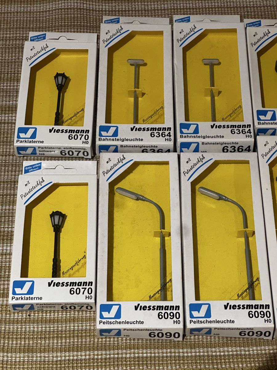 Viessmann Modelleisenbahnen: H0 Viessmann Lampen Set Neu ab 29.- – Neu und originalverpackt aus Sennwald von HARO-Import 1