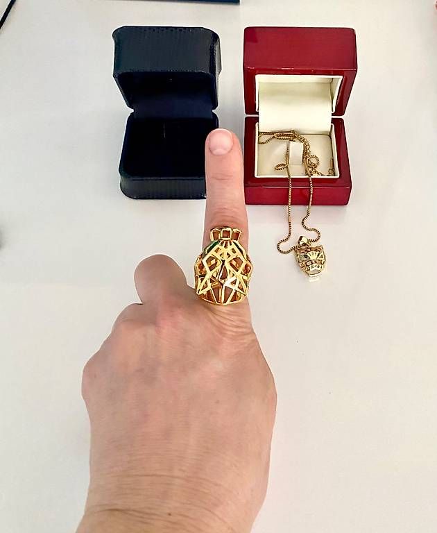 Ciondoli: Pantere ring e ciondolo con catena – Usato da Lugano venduto da dir_5287 2