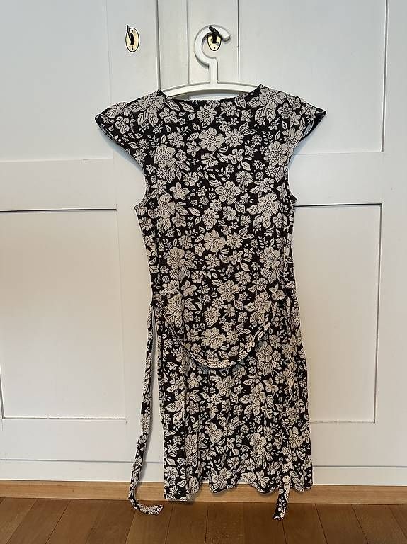 Vestiti: Sommerkleid mit Blumenmuster – Usato da Chur venduto da Corina1111 1