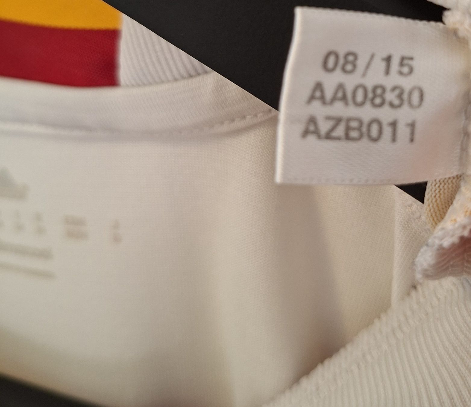 Adidas Canottiere & Pantaloni: FABREGAS #10 Original Spain 2016-17 Away Trikot – Usato da St-Léonard venduto da SwissDealsJersey 9