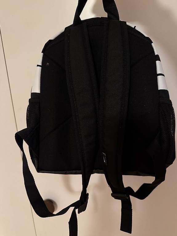Nike Zaini: Kleiner Nike Rucksack schwarz – Nuovo (secondo la descrizione) da Bolligen venduto da Mia1973 3