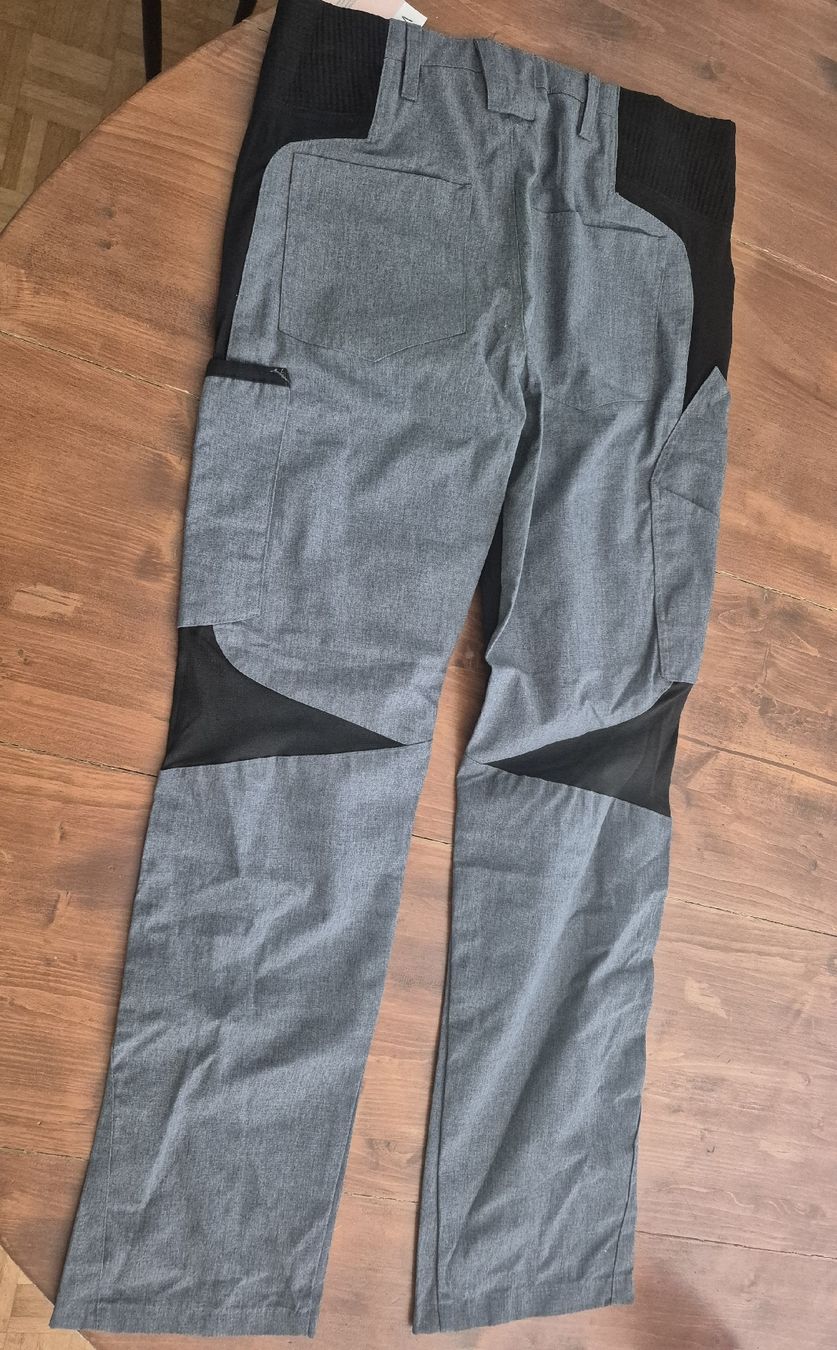 Pantaloni: Neue Arbeitshose Damen Worker Gr 38  – Nuovo e nell'imballaggio originale da Schmitten FR venduto da Sam2525 1