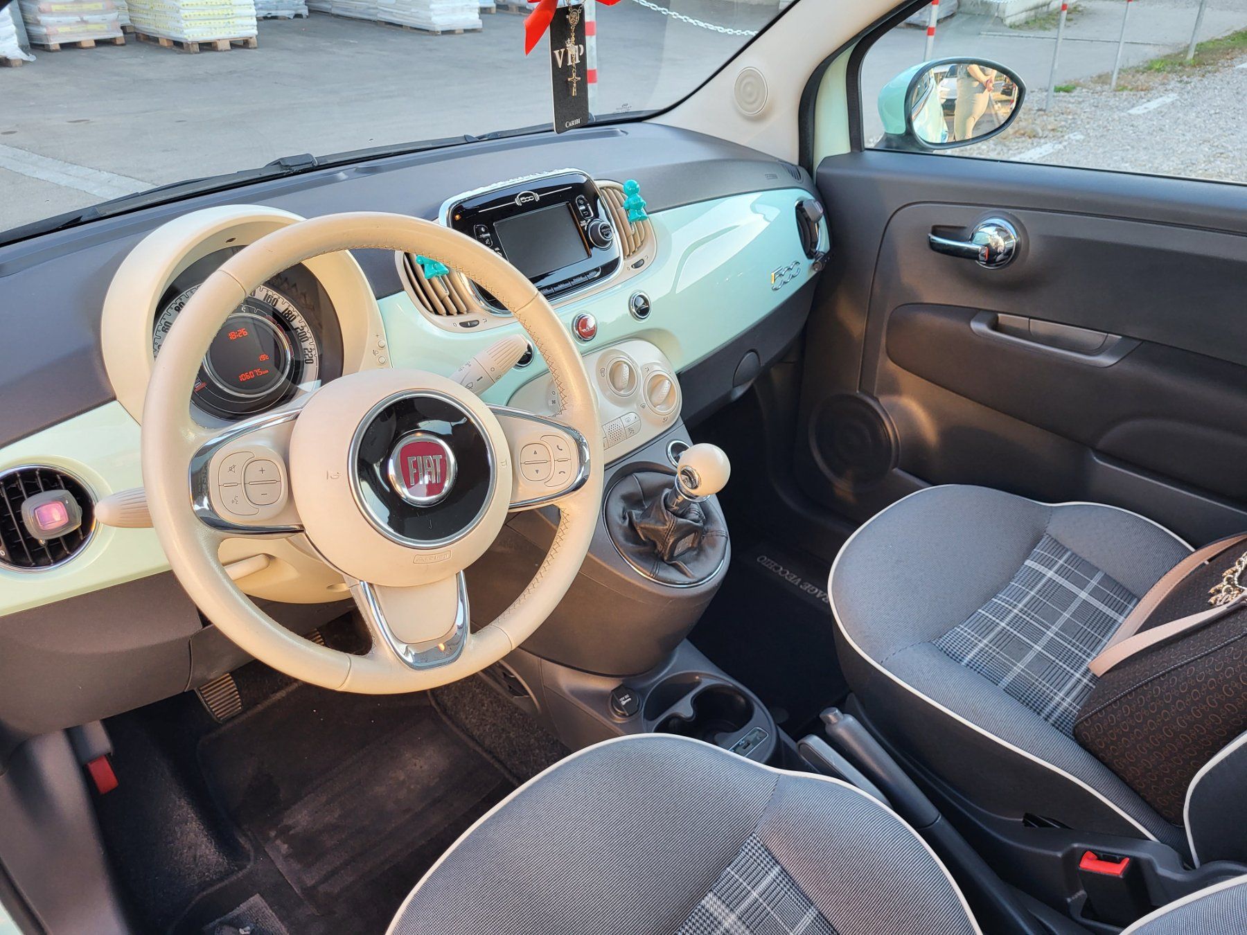 Fiat Autos: Fiat 500 1,2 8V – Gebraucht aus Matzingen von woj_x7ny 5