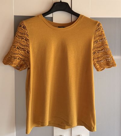 Damen T-Shirt C&A Senfgelb Gr. S Häkel-Ärmel, sehr schön!