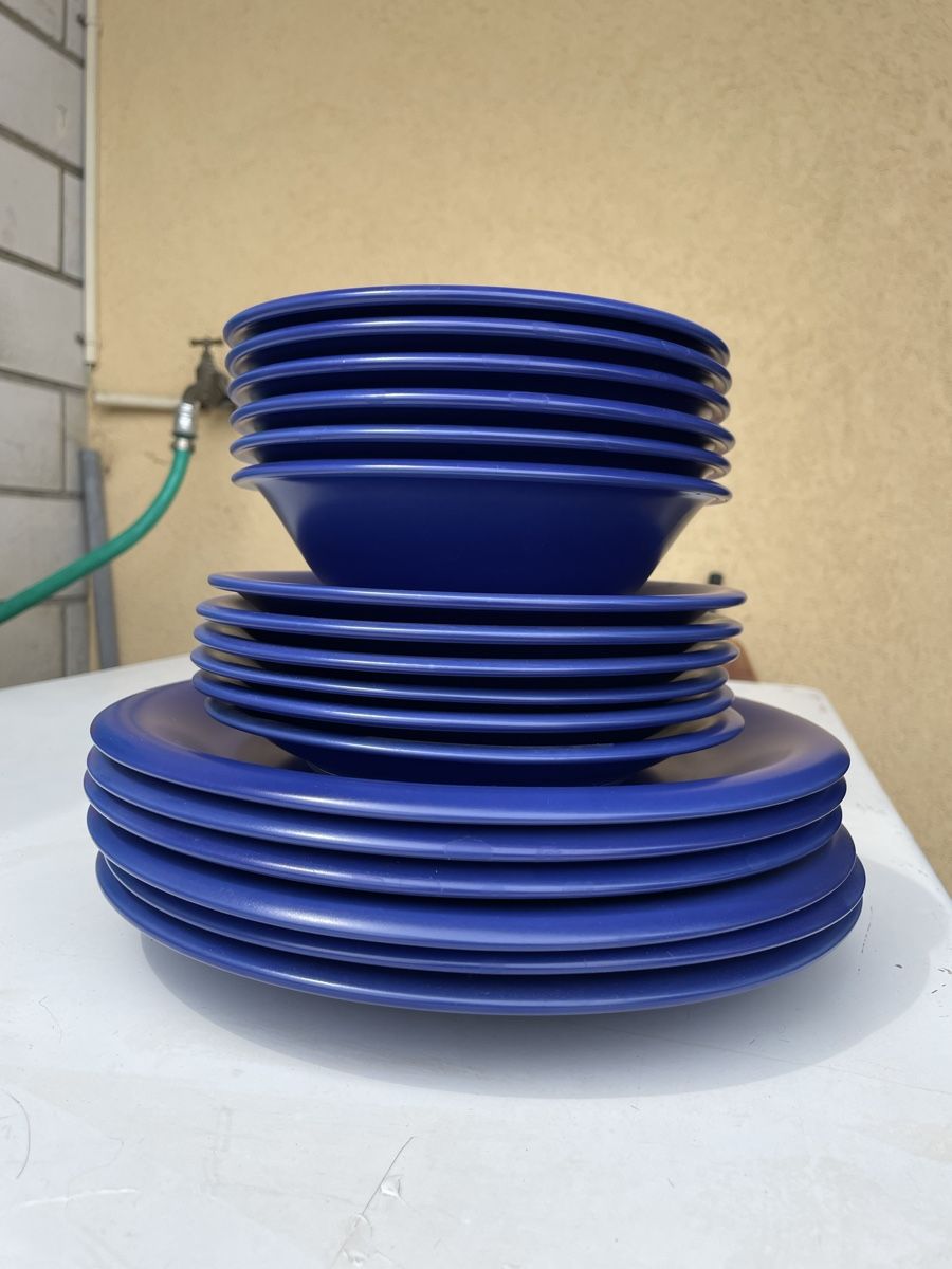 Piatti: set de vaisselle – Usato da Vuisternens-Romont venduto da vin_j9zw