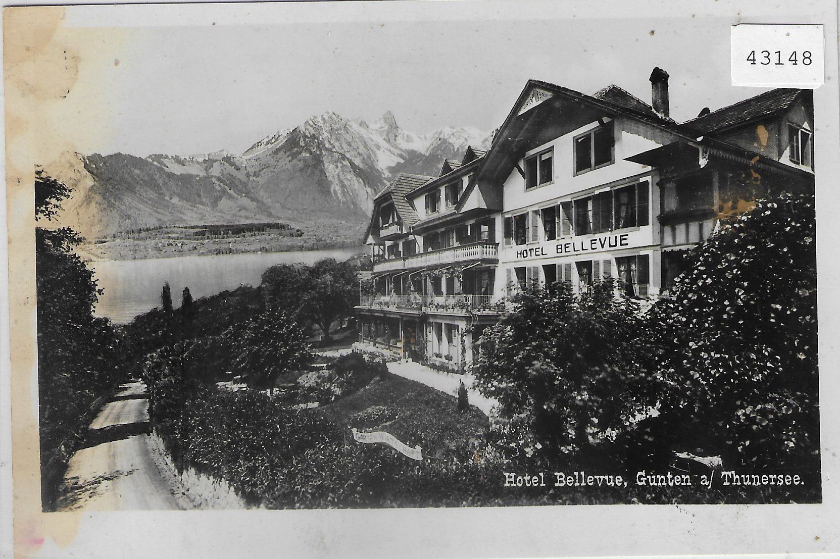 Cartoline postali: Hotel Bellevue - Gunten a/Thunersee – Usato da Ettingen venduto da Kartenplanet