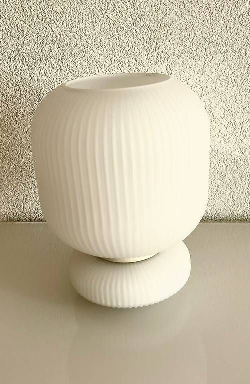 Bolia Lampade: 1 suspension et 1 lampe de table "Maiko" – Usato da Clarmont venduto da Picaros 1