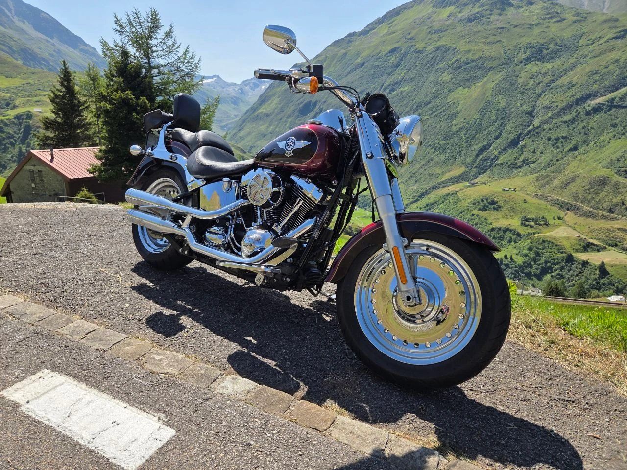 Harley-Davidson Chopper: Harley-Davidson Fat Boy FLSTF – Gebraucht aus Igis von Efantomas