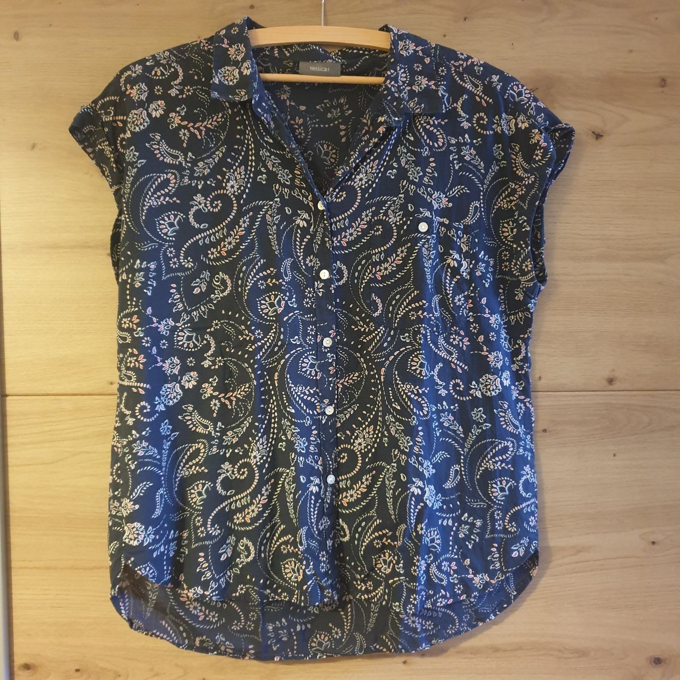 C&A Chemisiers: Bluse – Neuf (Voir description) à Zofingen par siana.m