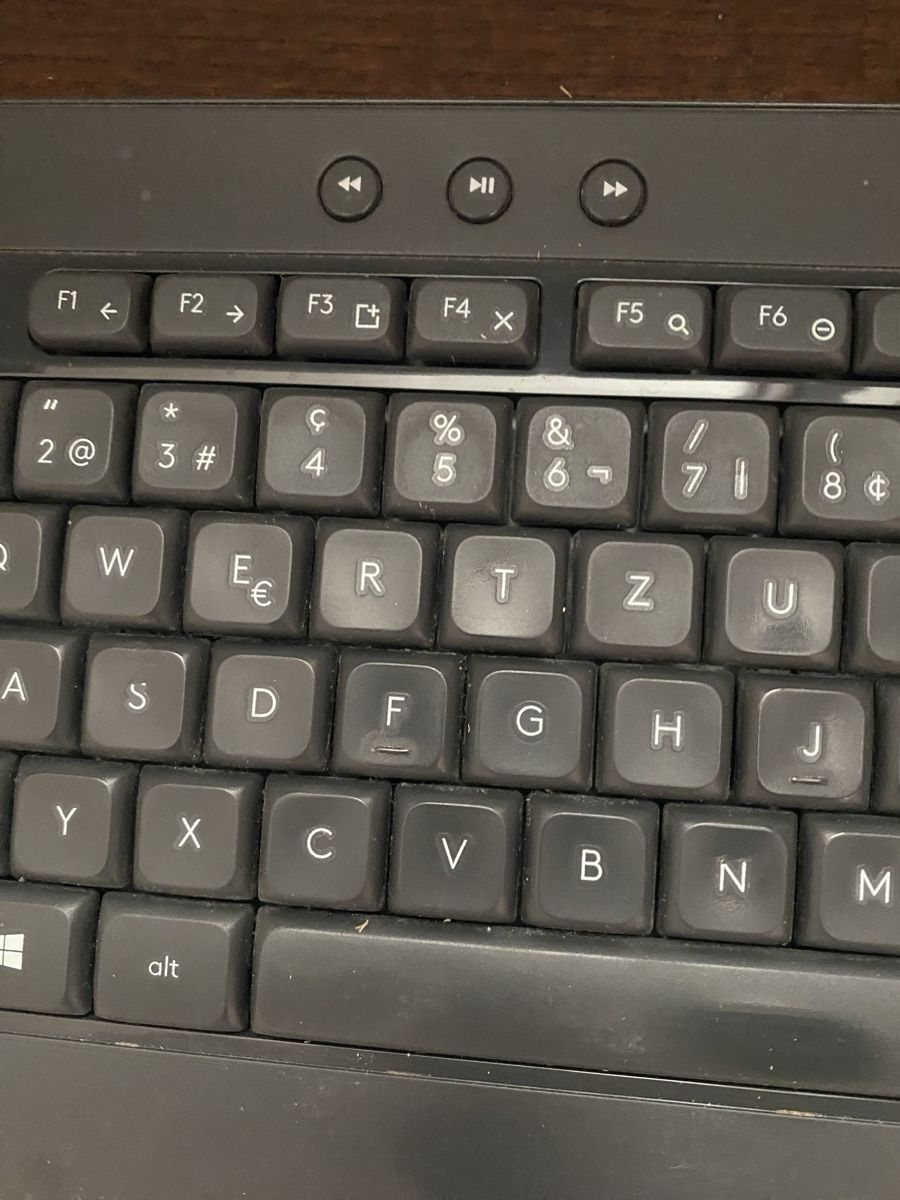 Logitech Tastiere: Clavier et souris sans fil – Usato da Le Noirmont venduto da Chreeba 3