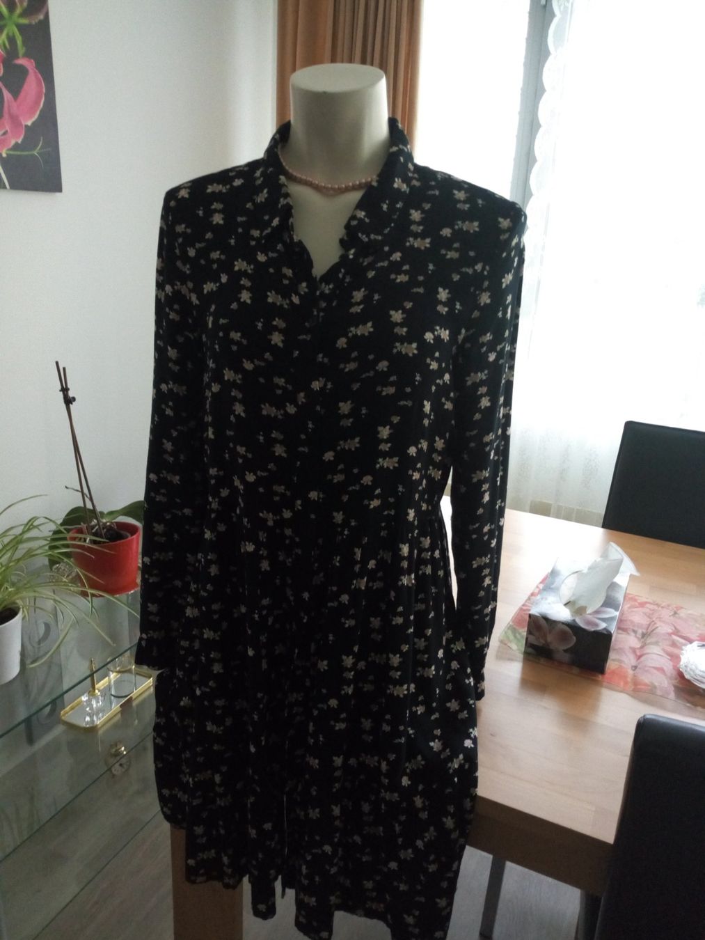 Vestiti: Manor Kleid grosse 42 – Usato da St.Gallen venduto da sendess