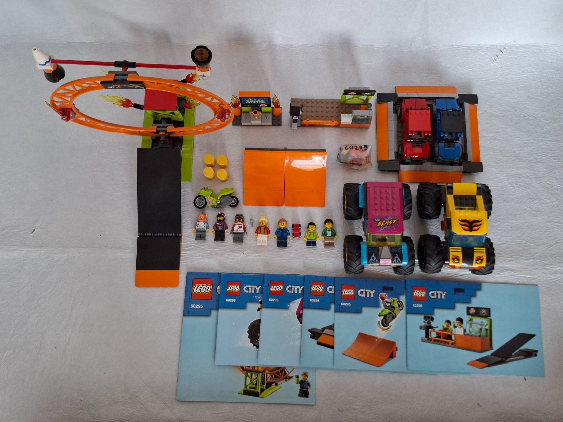 Lego Jouets: Lego City Stunts Arena 60295 – Neuf (Voir description) à Buttisholz par Bellabusi 1